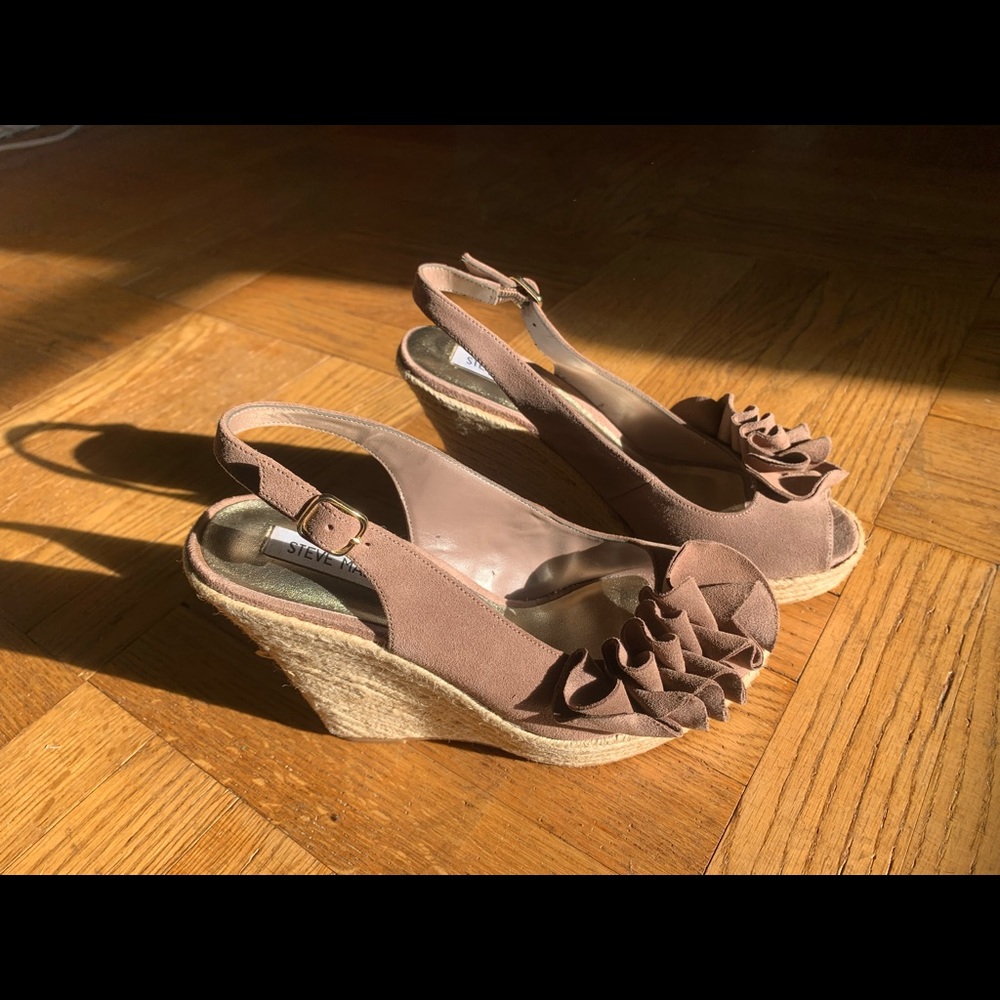 WEDGE SANDALS